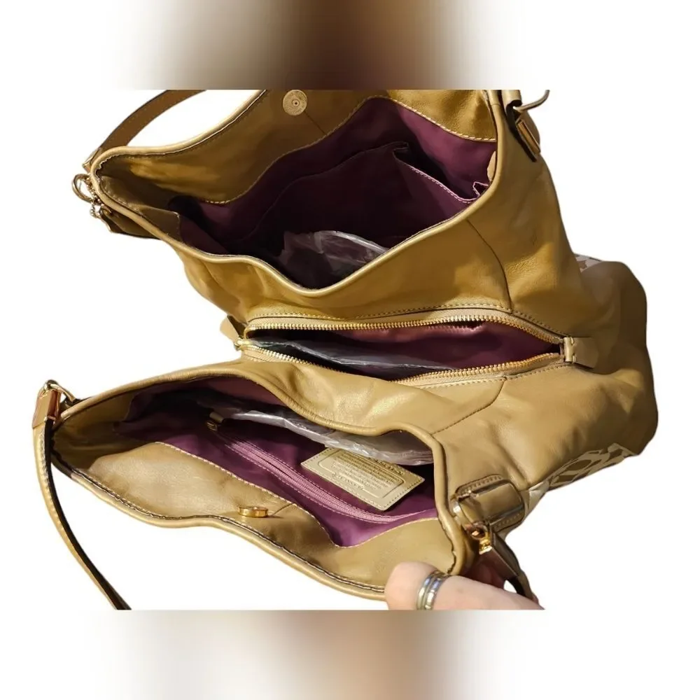 COACH Hallie tote bag with wallet